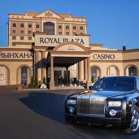 Royal Plaza Hotel And Casino Kapčagaj Exteriér fotografie